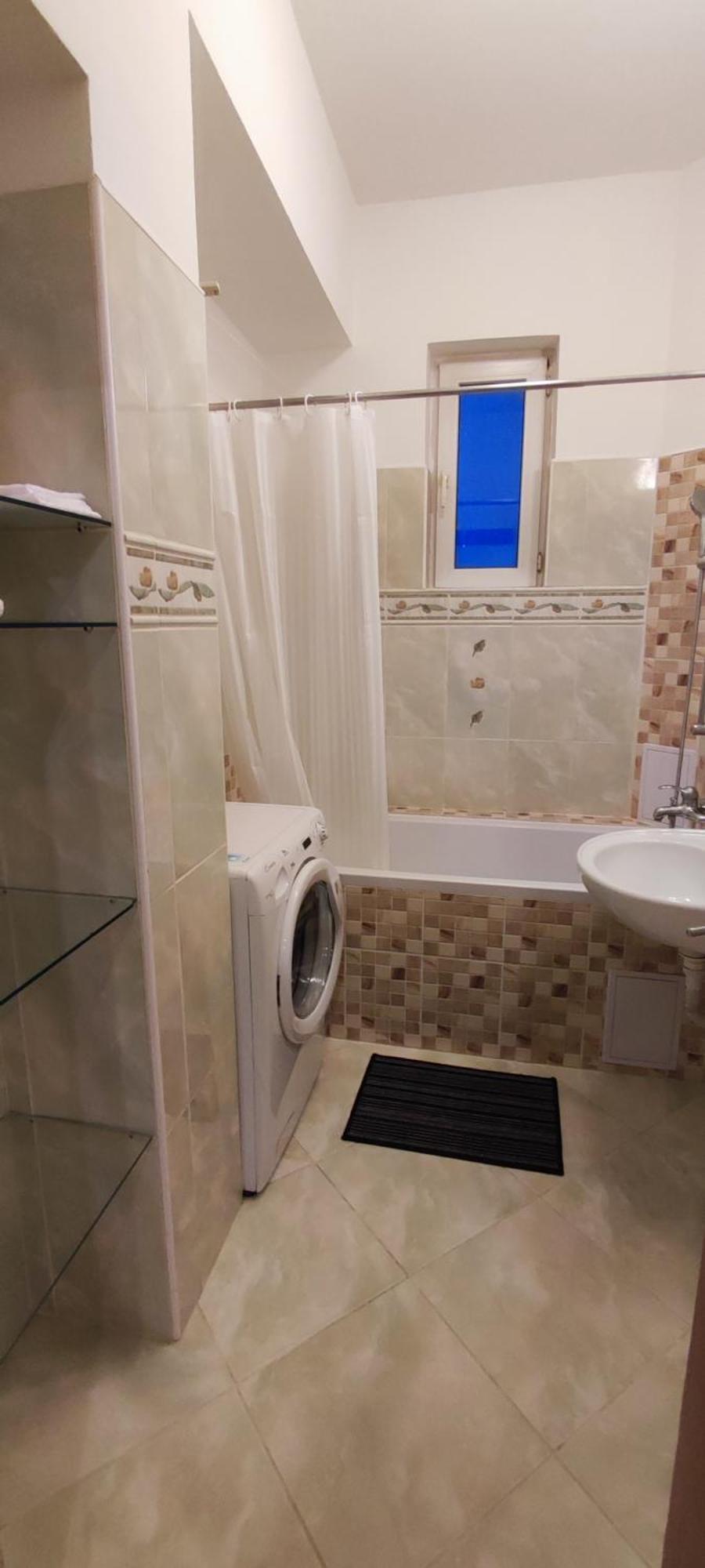 Byt - Apartman - Robotnicka براتسيلافا المظهر الخارجي الصورة